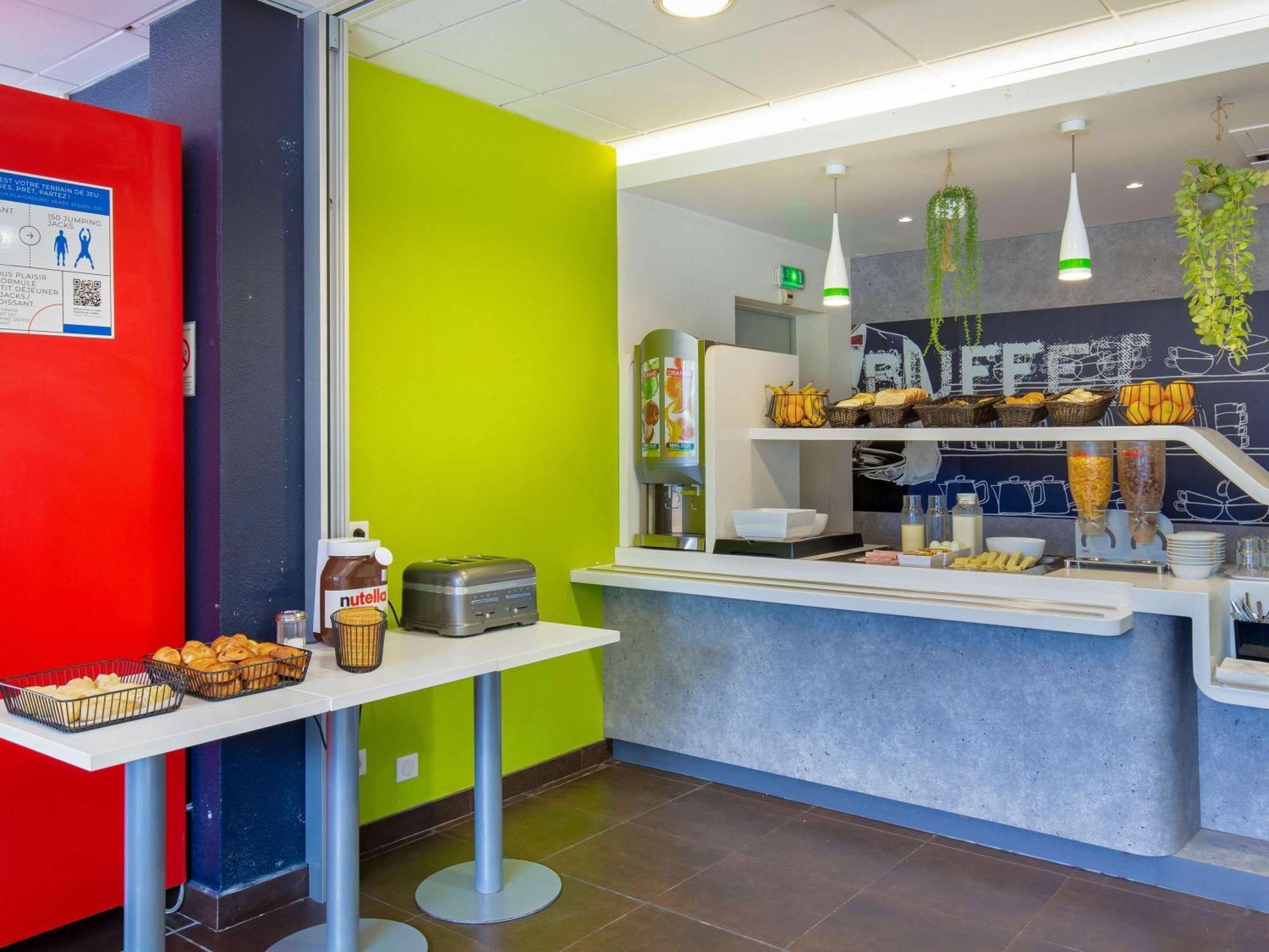 Ibis Budget Grenoble Sud Seyssins Bagian luar foto